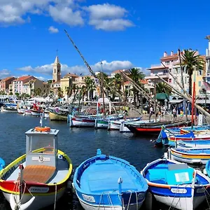 Les De La Marina Sanary-sur-Mer